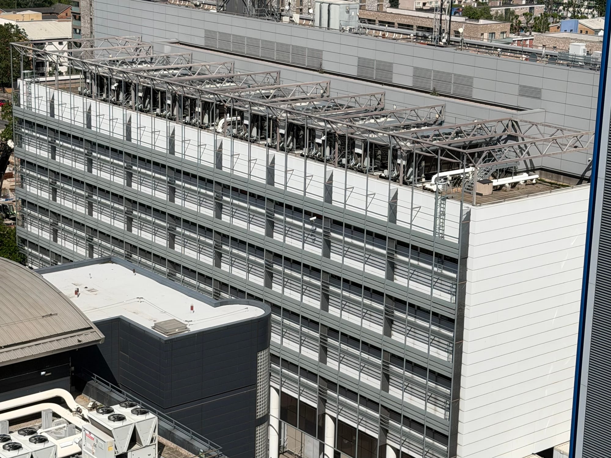 FyfeWeb Launches New VPS Platform at Telehouse North, London